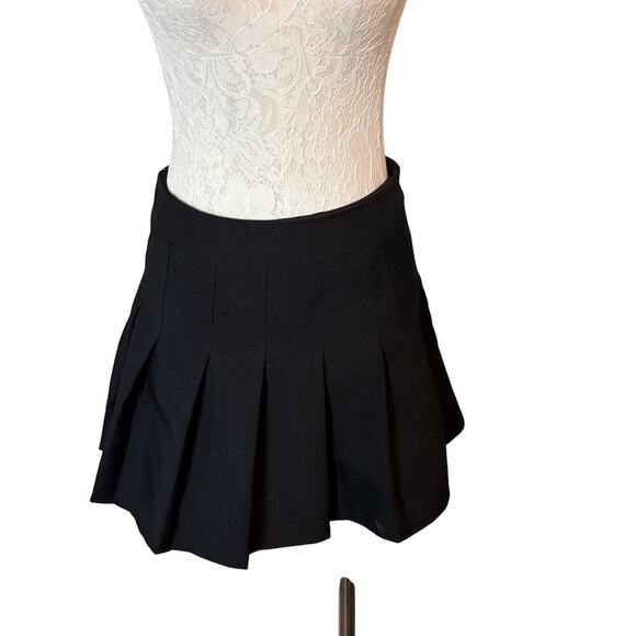 Miniskirt Pleated Medium Whimsigoth rave grunge Y2K unif brandymelville Black - Picture 4 of 12